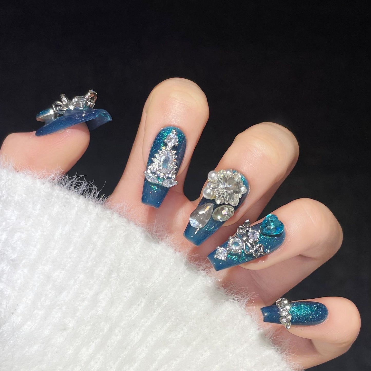 Heart of the Sea- Handmade press on nails